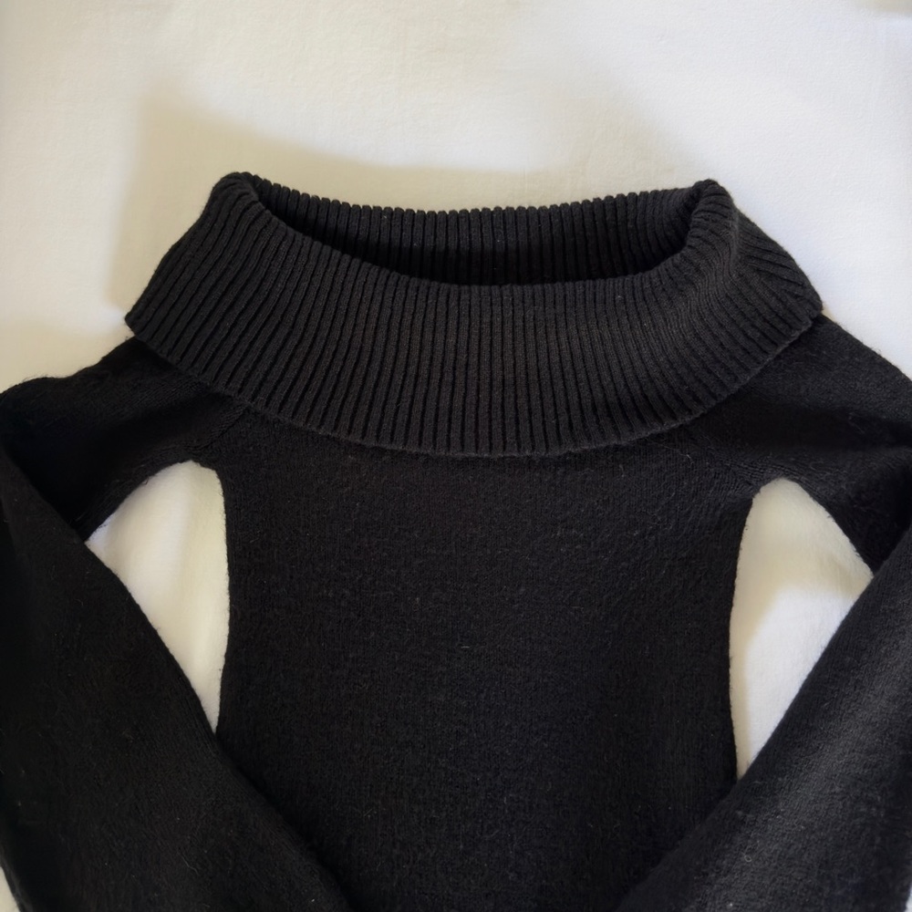 Na-Kd Knitted Fold Over Bell-Sleeve Mini Dress Size XXS - Picture 3 of 11